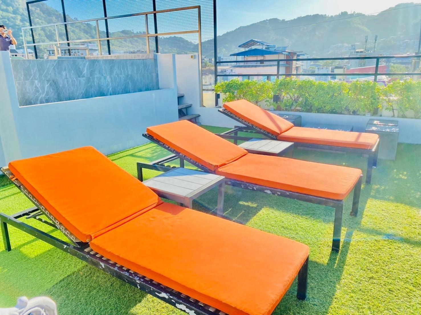 The Album Hotel Patong Buitenkant foto