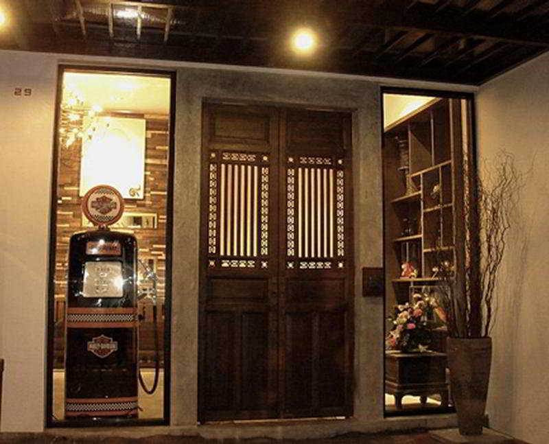The Album Hotel Patong Buitenkant foto